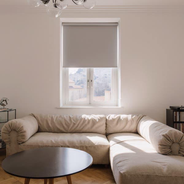 Persiana Rolô Blackout Sooth Poliéster Cinza 1,6x2,20m Inspire