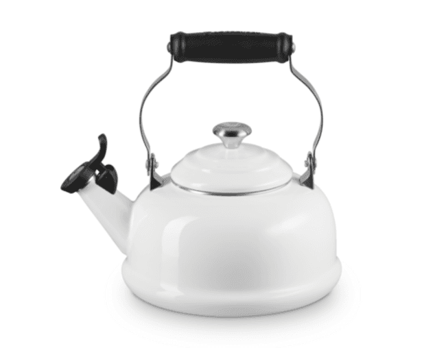 Chaleira com Apito Tradicional Pegador Inox Le Creuset Branco 1,6 Litros