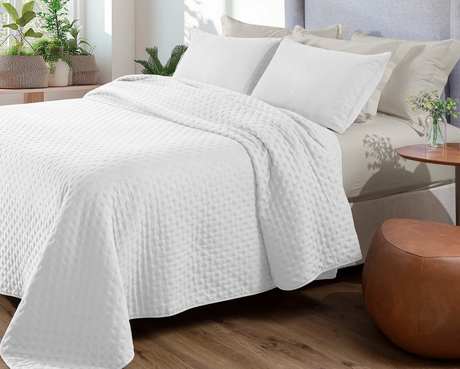 Colcha Chamonix Queen com 2 Porta Travesseiros - Beca Decor