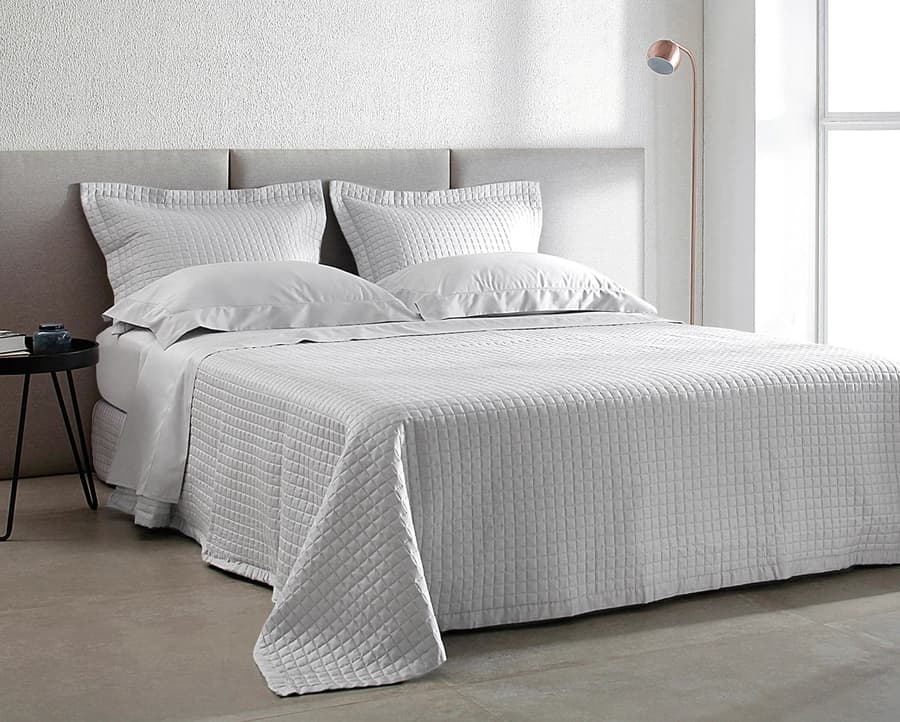 Colcha Matelassê Buddemeyer New Colors Queen com 2 Porta Travesseiros - Cetim 270 Fios