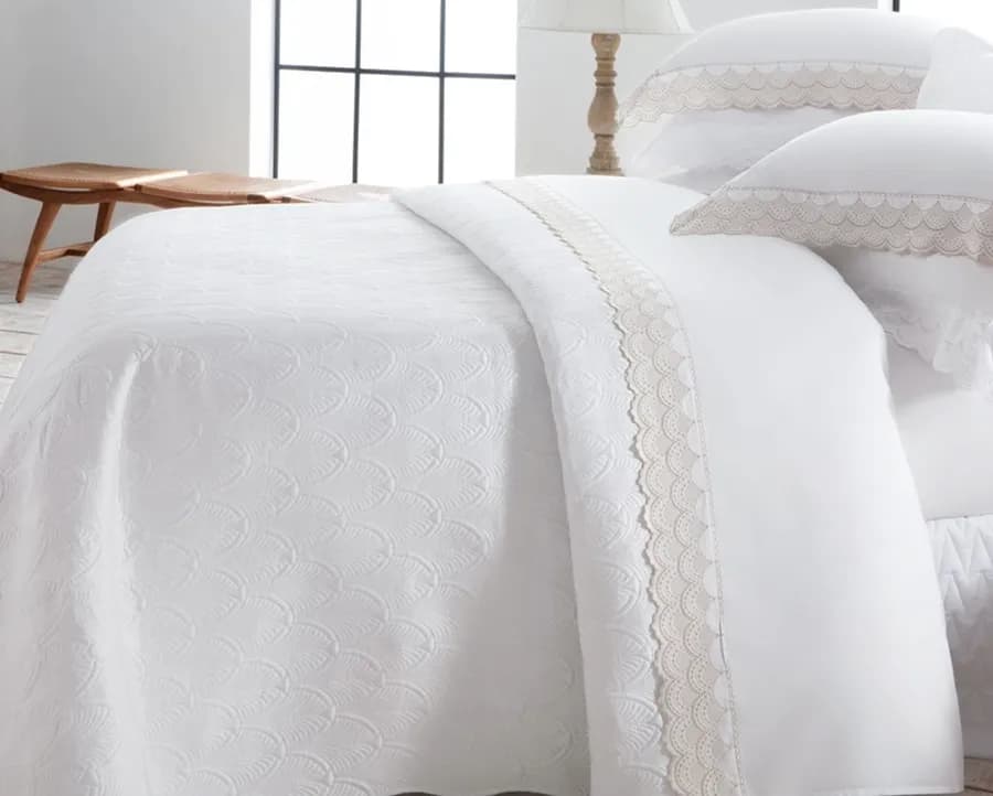 Colcha Matelassê Mini Leque King com 2 Porta Travesseiros - Percal 300 Fios - Naturalle Fashion