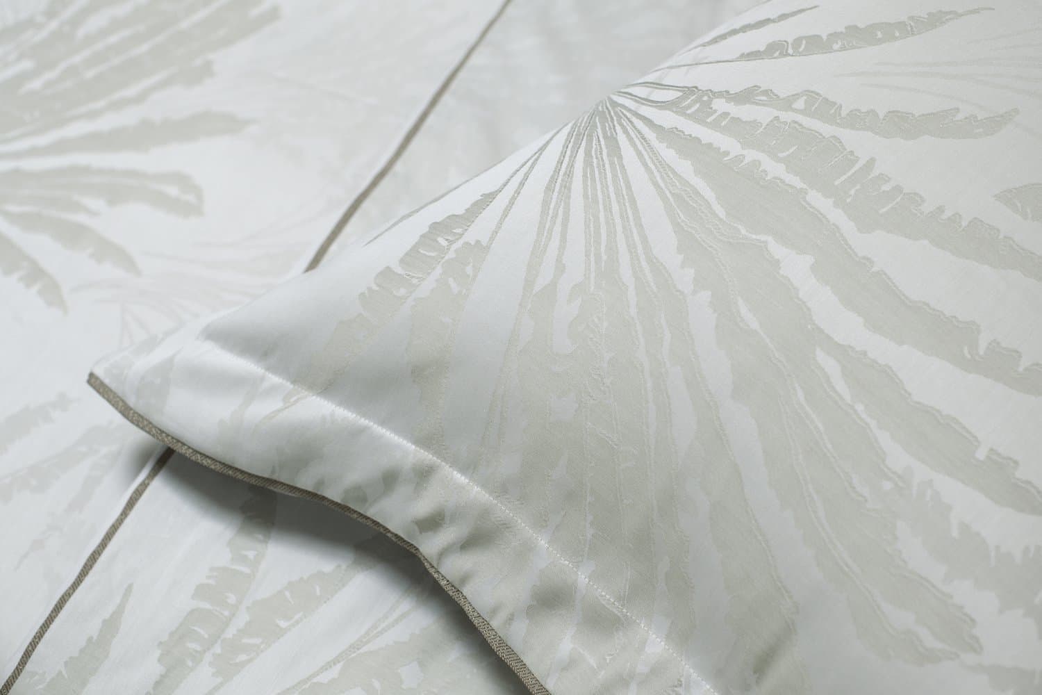 Fronha Palmea 300 Fios Yves Delorme Estampado 50x75cm