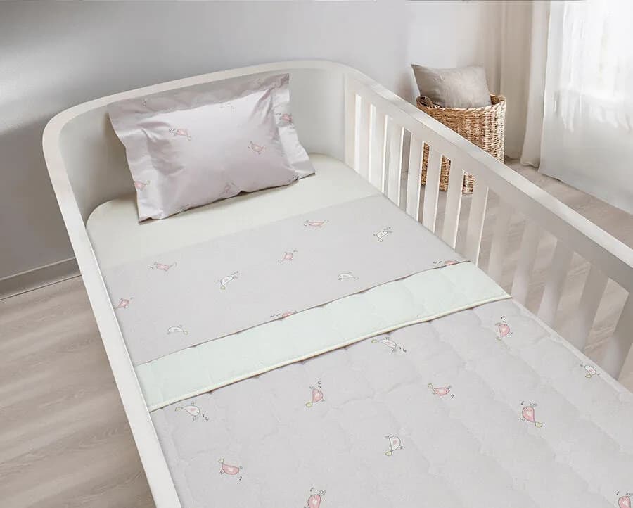 Kit para Berço Bambini 4 Peças - Colcha Matelassê + Jogo de Berço - Mila