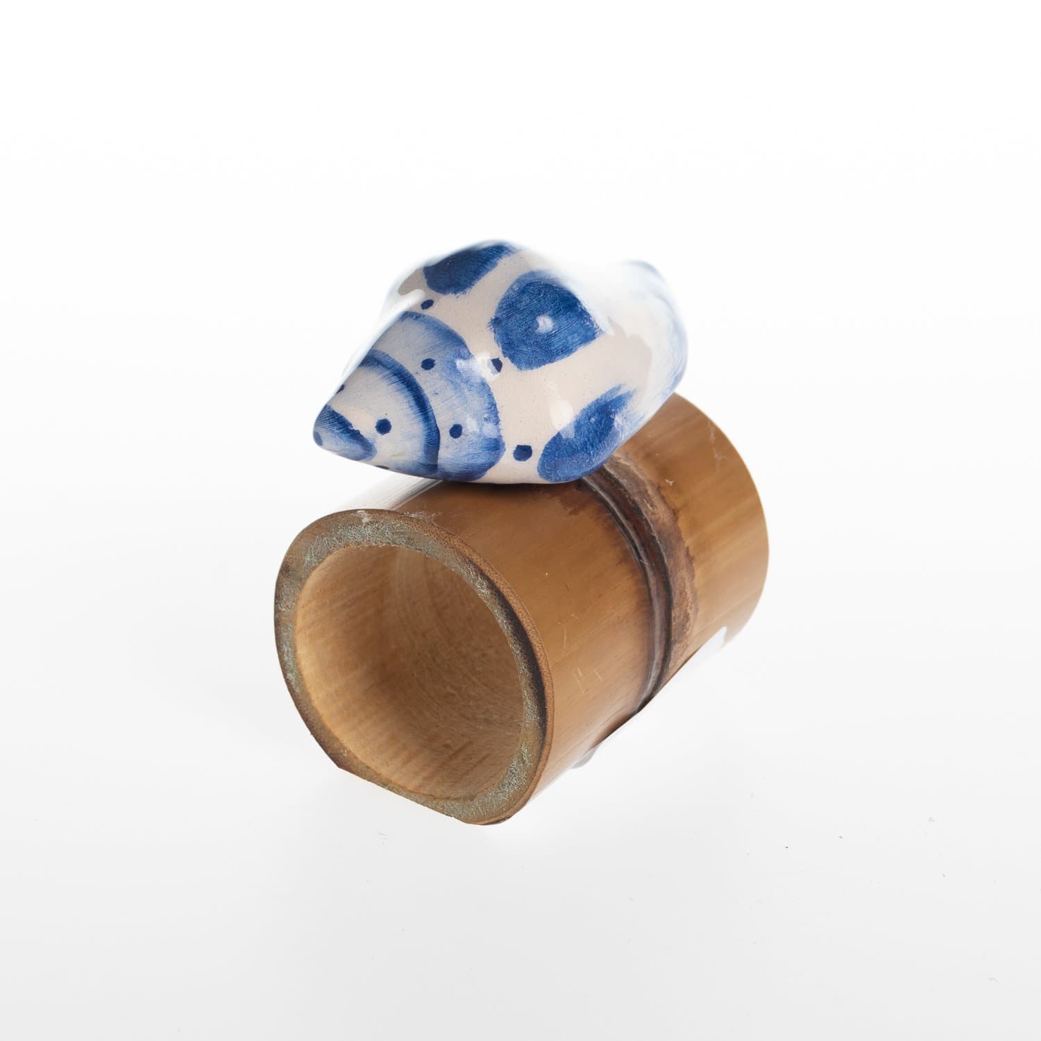Porta Guardanapo Argola Bambu Natural Com Concha Azul Sweet Home Decor