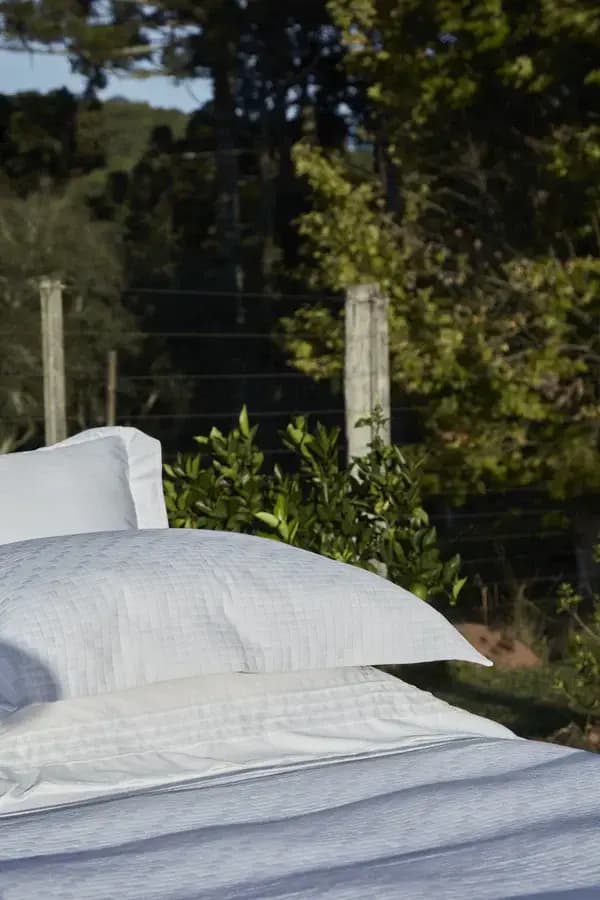 Porta Travesseiro Royale Branco 600 Fios Muguet Home