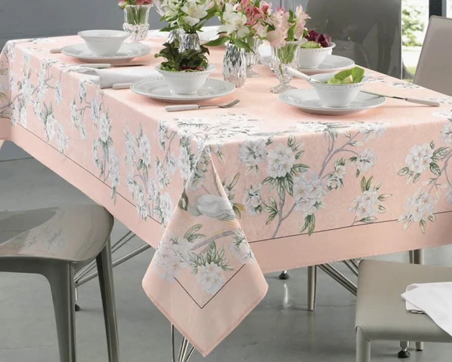 Toalha de Mesa Karsten Antiformiga Celine - Retangular - 1.40x2.10m