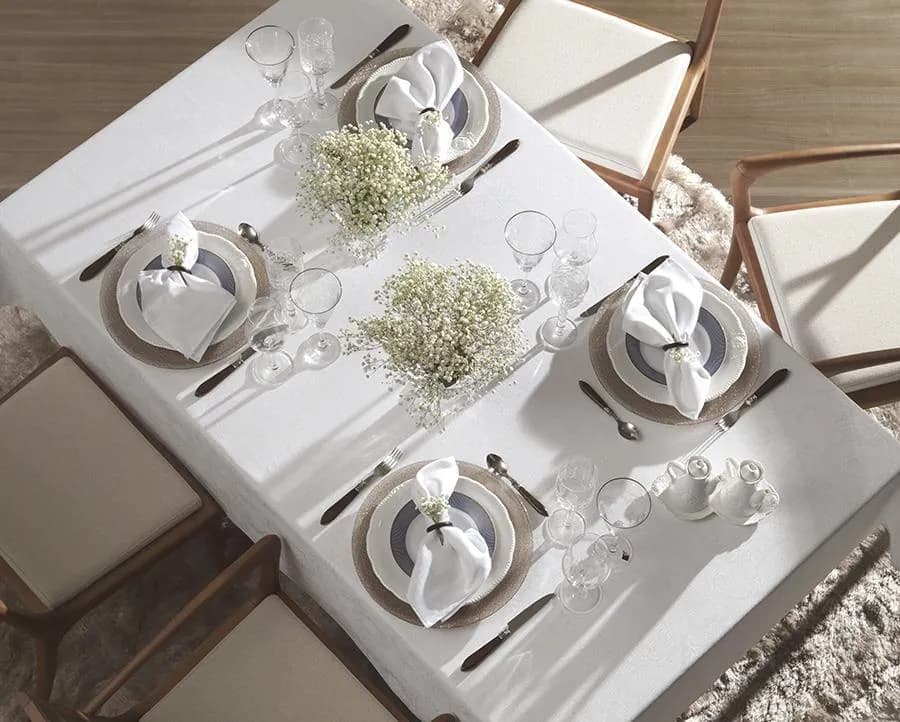 Toalha de Mesa Karsten Celebration Sienna - Retangular - 1.60x2.70m