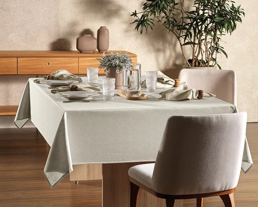 Toalha de Mesa Karsten Sempre Limpa Jacquard Caetano - Retangular - 1.60x2.70m