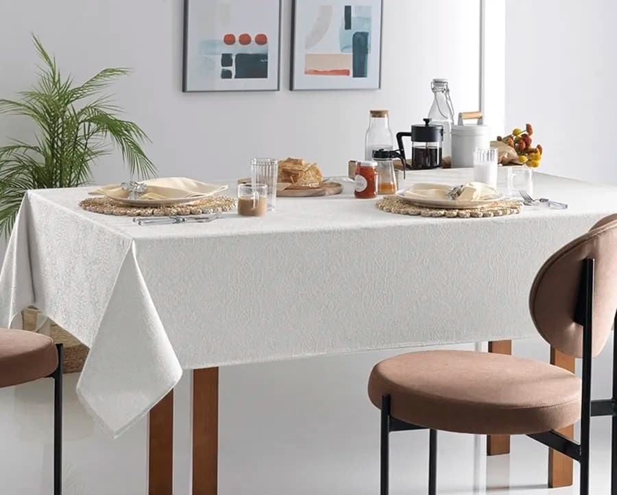 Toalha de Mesa Karsten Sempre Limpa Jacquard Vilares - Redonda - 1.78m